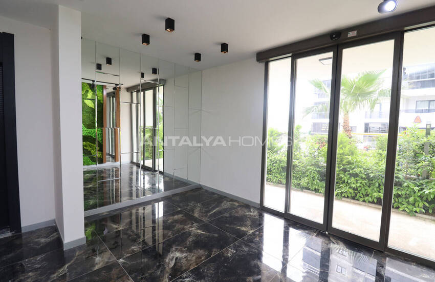 آپارتمان نوساز با استخر در مرسین اردملی 5