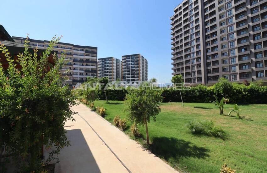 Helt Nya Lägenheter Med Pool Nära Havet I Tömük Mersin 11