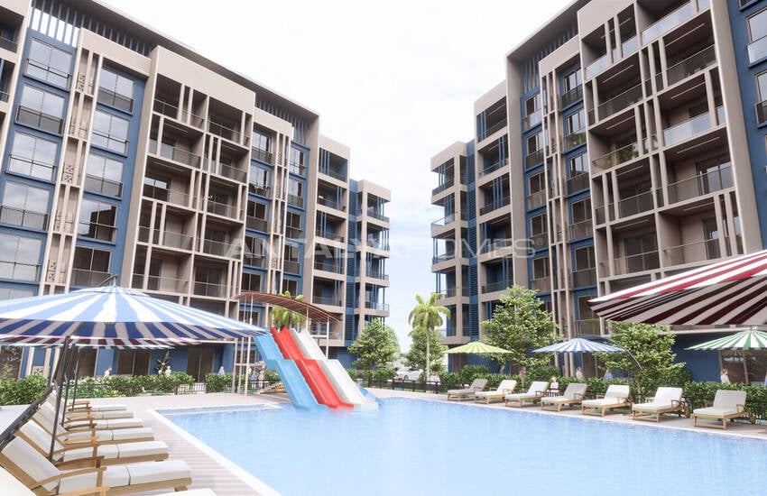Sea-view Apartments Near the Beach in Mersin