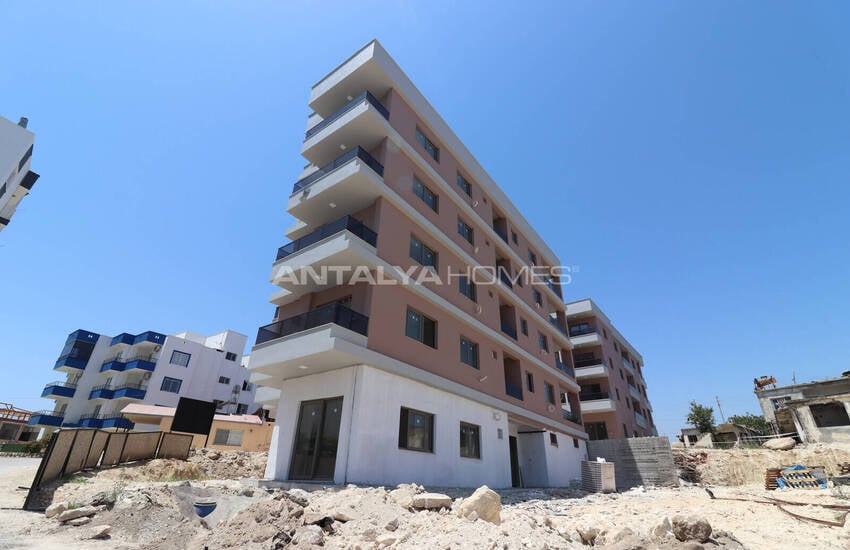 شقق جديدة للبيع في مرسين بالقرب من شاطئ العلم الأزرق 1