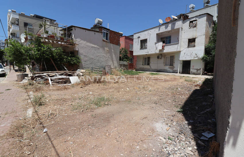 Земельный участок с центральным расположением в Енишехире Мерсин 1