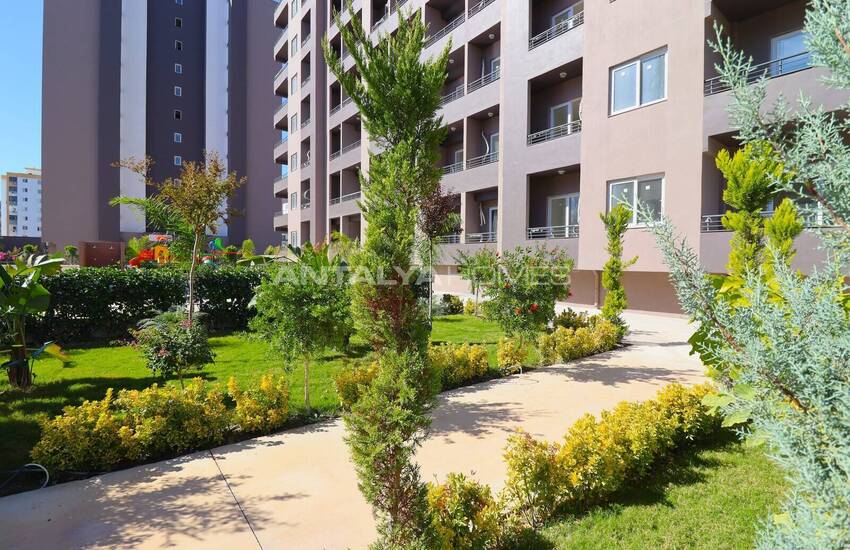 Mersin'de Sahile Yakın Deniz Manzaralı Daireler 10