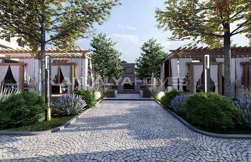 Apartments in Well-equipped Complex in Mersin Mezitli 15