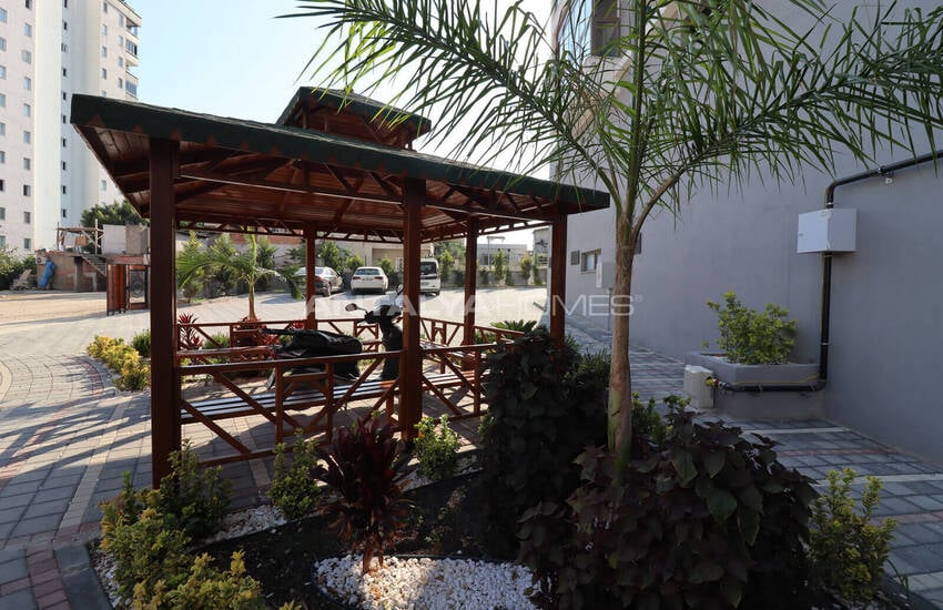 Mersin Tece'de Günlük İhtiyaçlara Yakın Şık Tasarımlı Daireler 4