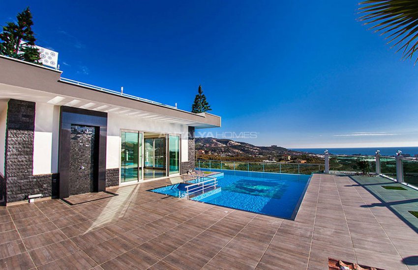 Deluxia Golden Palace Villa in Alanya 12
