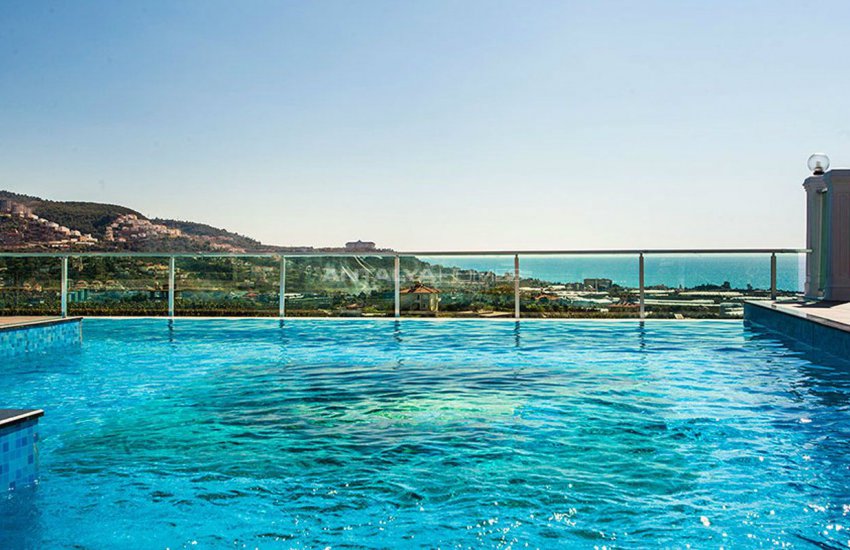 Deluxia Golden Palace Villa in Alanya 13