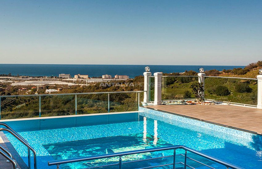 Deluxia Golden Palace Villa in Alanya 7
