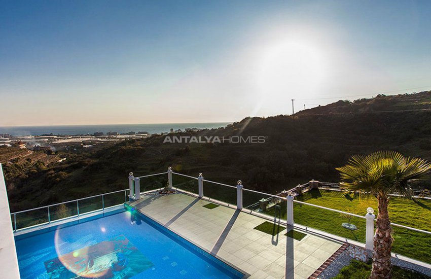 Deluxia Golden Palace Villa in Alanya 10