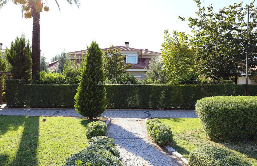 منازل واسعة مع مرافق غنية في أنطاليا 17