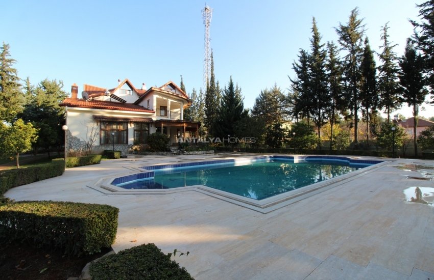 Duacı'da Doğayla İç İçe Özel Havuzlu Satılık Villa 5