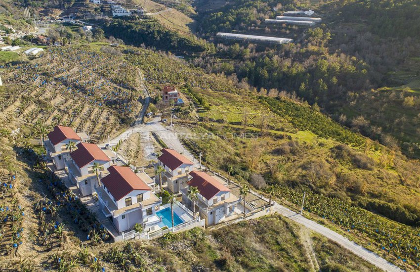 فلل بإطلالة بانورامية على البحر والطبيعة في كارجيجاك ألانيا 13