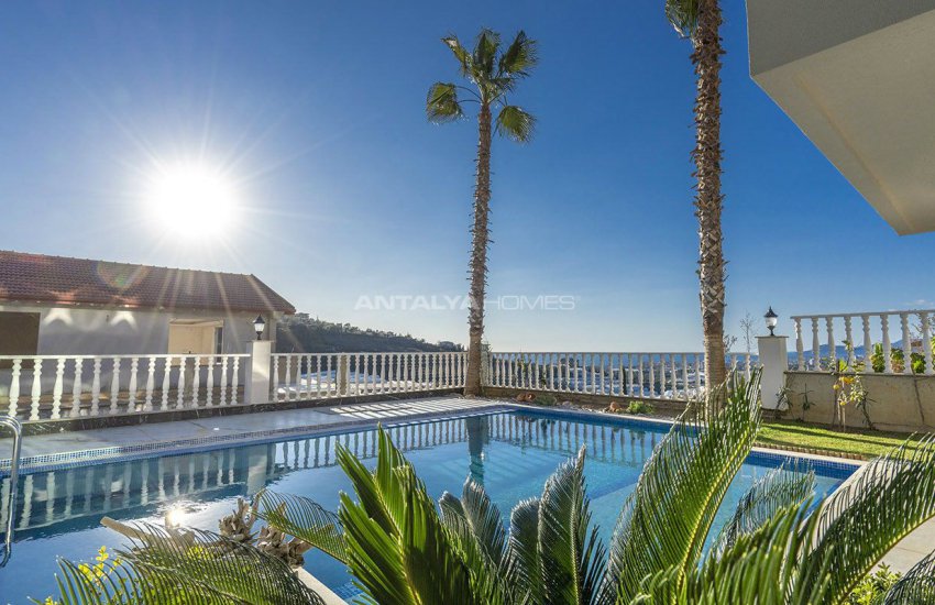 فلل بإطلالة بانورامية على البحر والطبيعة في كارجيجاك ألانيا 6