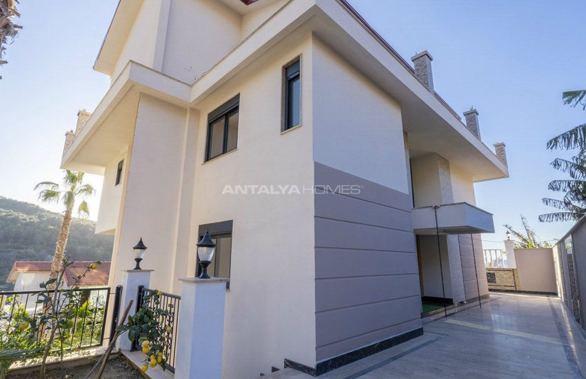 فلل بإطلالة بانورامية على البحر والطبيعة في كارجيجاك ألانيا 10