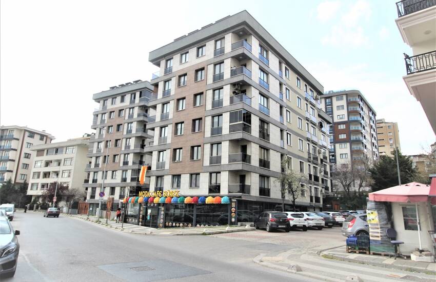 Duplex Appartement In Istanbul Atasehir Met Terras En Balkon 0