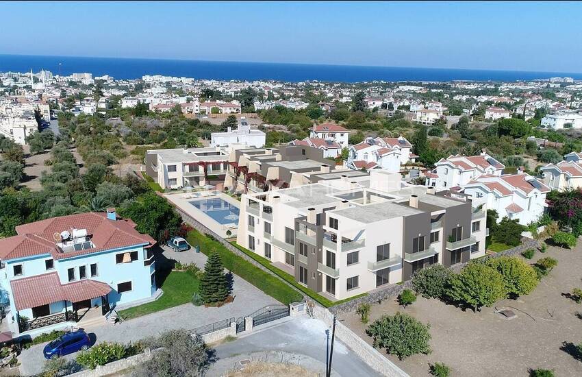 Стильные Квартиры в Комплексе с Бассейном в Гирне на Кипре