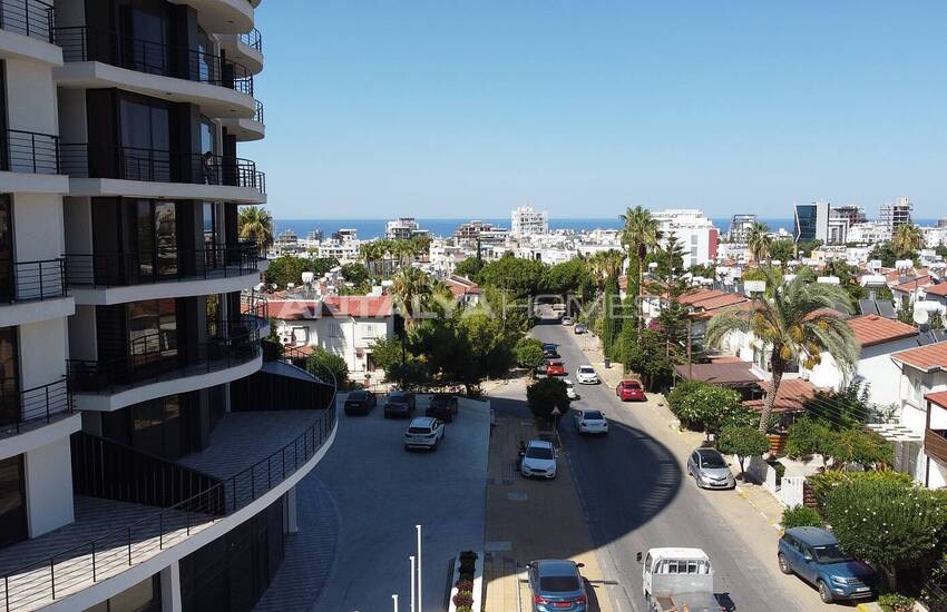 Winkels In Een Complex Aan De Hoofdstraat In Girne, Noord-cyprus