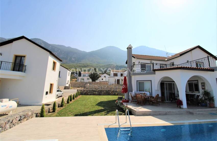 Kıbrıs Girne'de Doğa İle İç içe Satılık Müstakil Ev