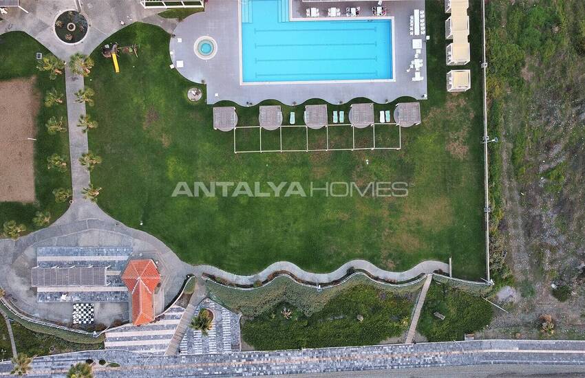 1Bedroom Flat in Seafront Complex in North Cyprus Gaziveren