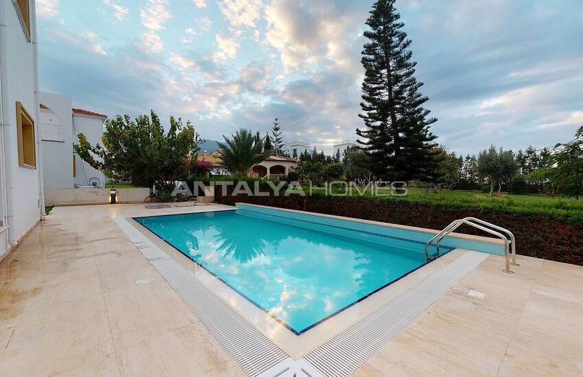 Sea View Houses Close to the Beach in North Cyprus Girne