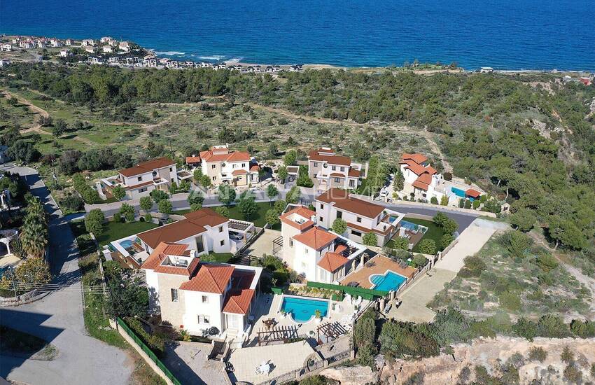 Detached Villas with Nature Scenes for Sale in Girne North Cyprus