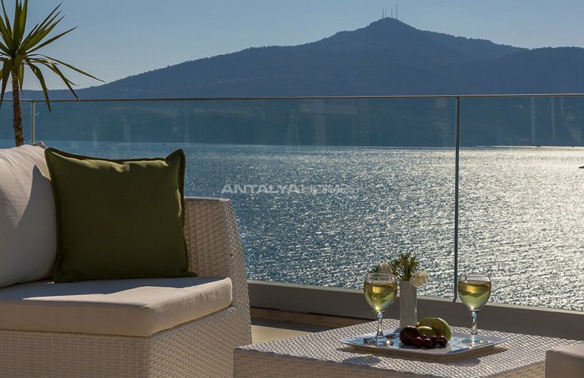 Furnished Kalkan Real Estate with Private Infinity Pool 14