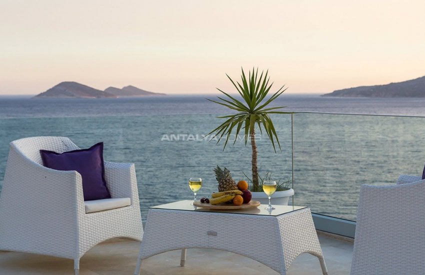 Furnished Kalkan Real Estate with Private Infinity Pool 3