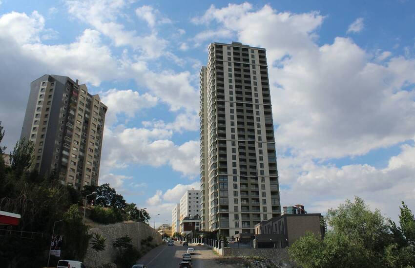 Stadszicht Appartementen In Een Complex In Ankara Cankaya 1