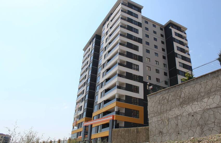 Ruime Appartementen In Boetiek Complex In Mamak Ankara