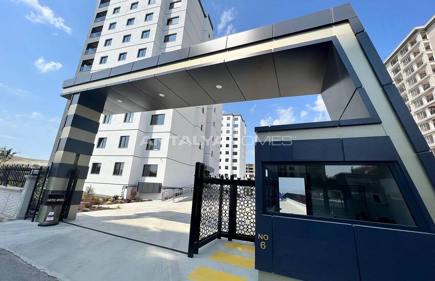 New Real Estate in a Large Landscaped Complex in Ankara