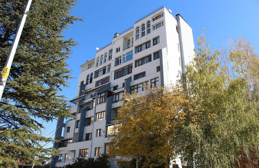 Трехуровневая Квартира в Престижном Месте Анкары в Чанкая 0