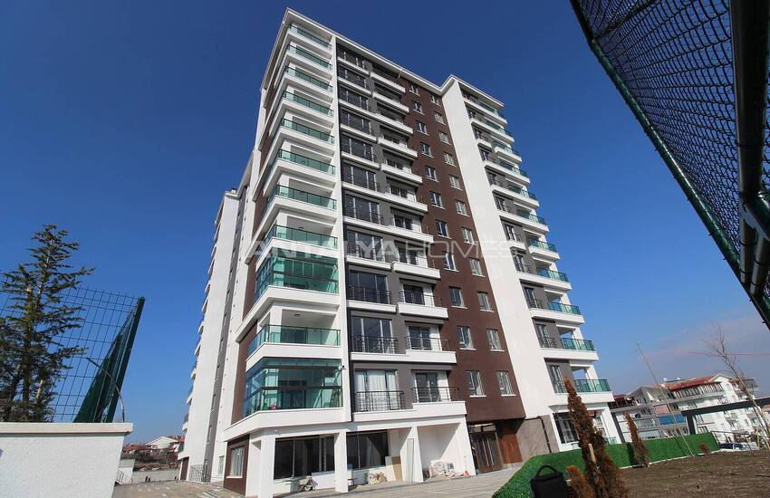 Spacious Apartments in a Complex in Altindag Ankara
