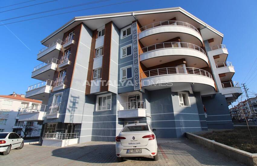 Neue Wohnungen Mit Geräumigem Interieur In Ankara Altindag