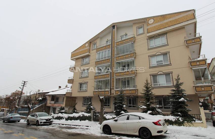 Двухуровневая Квартира в Центре Анкары с Видом на Город