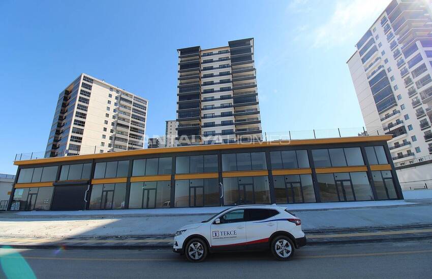 High Ceiling Commercial Real Estate in Ankara Pursaklar 1