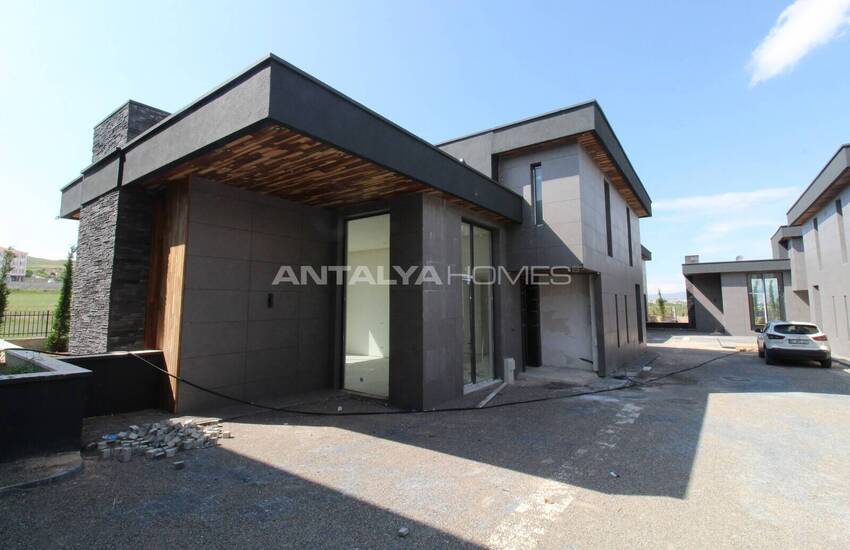 Freistehende Häuser In Einem Komplex In Etimesgut Ankara