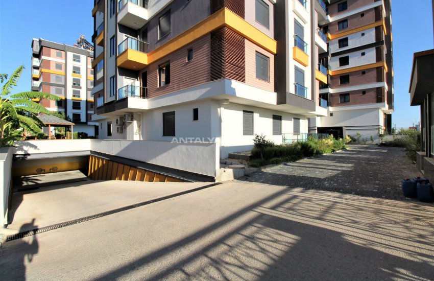 Luxury Duplex Apartment in Antalya with Spacious Rooms 11