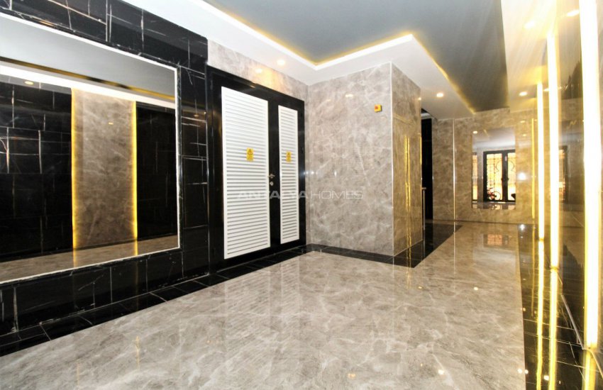 Luxury Duplex Apartment in Antalya with Spacious Rooms 13