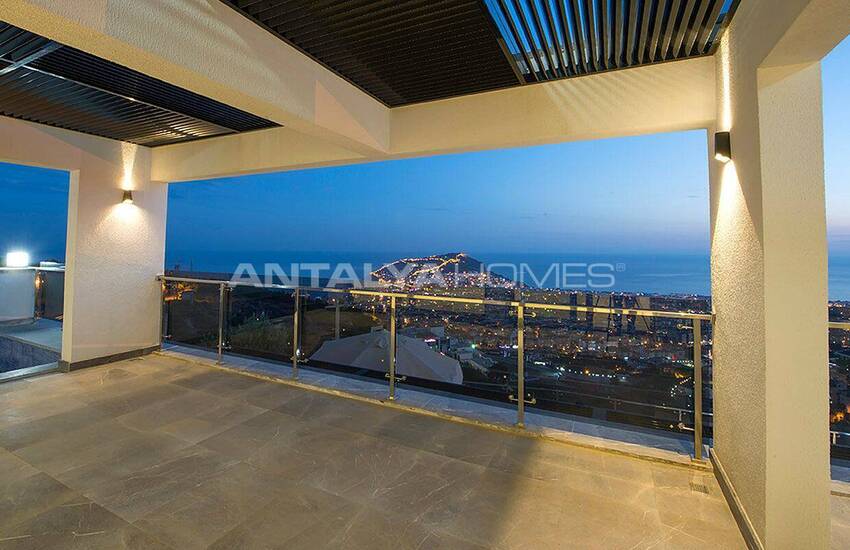 Quality Houses with Magnificent View in Alanya 11