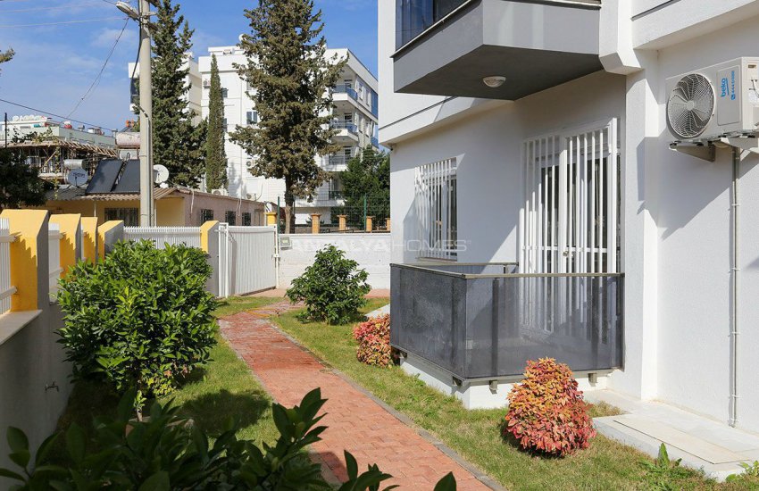 New Build Flats Close to Local Facilities in Antalya Center 7