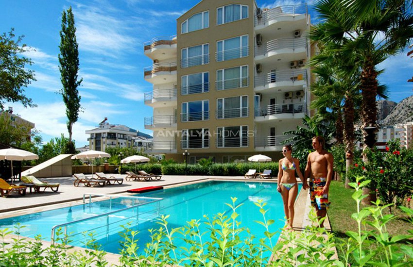 Antalya Property with Roomy Balconies in Konyaalti 1