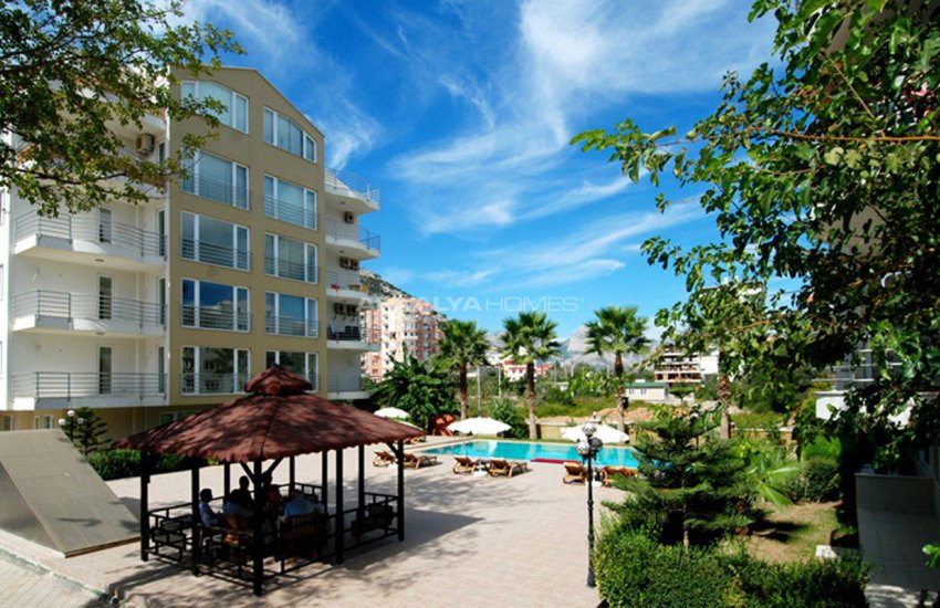 Antalya Property with Roomy Balconies in Konyaalti 10