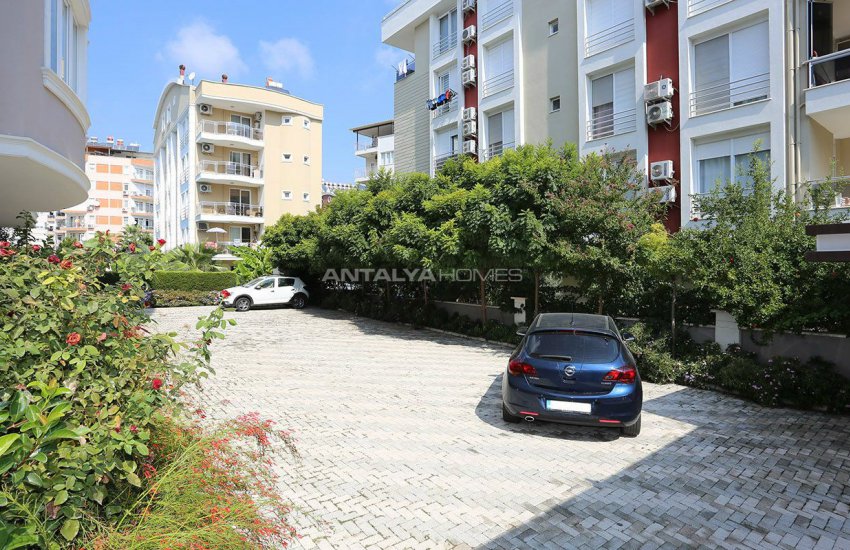 Antalya Property with Roomy Balconies in Konyaalti 14