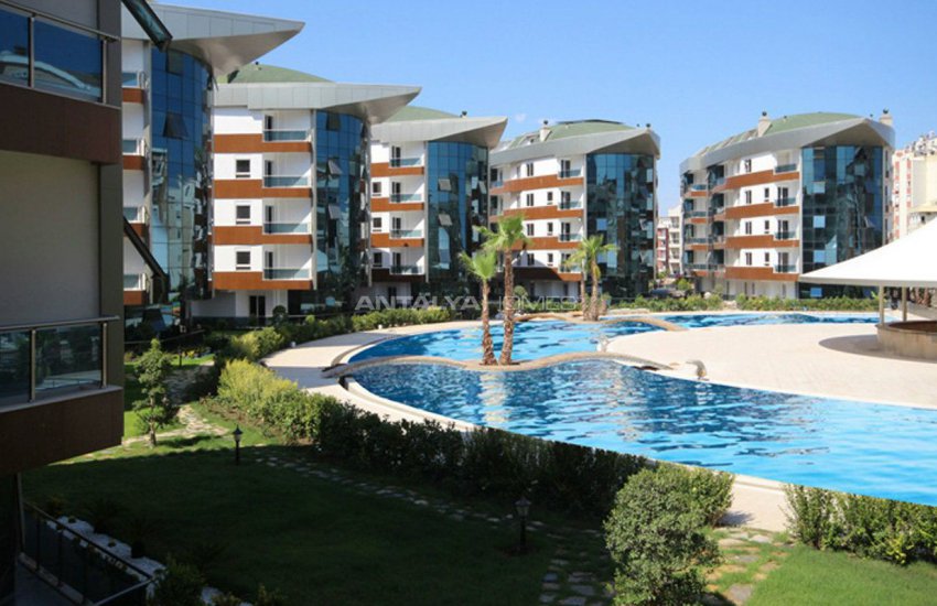 Ready to Move Fully-furnished Apartment in Konyaaltı Antalya 1