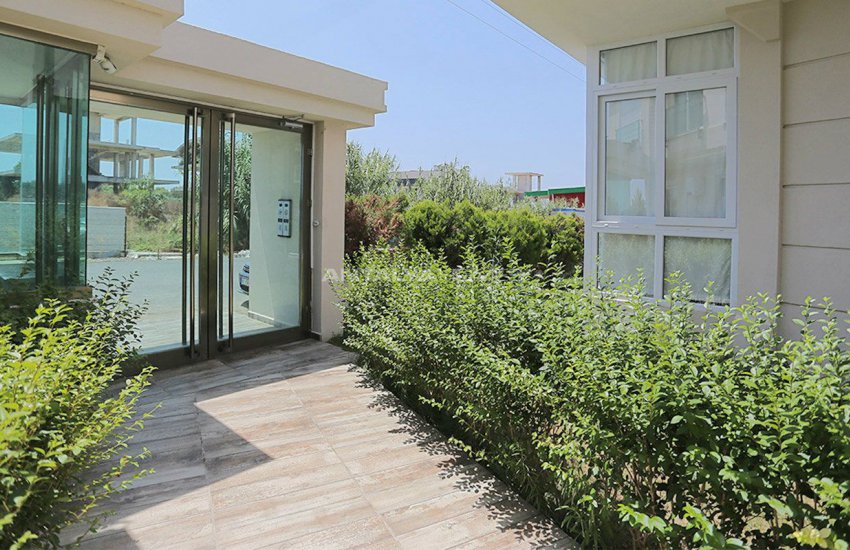 Стильная Квартира с Бытовой Техникой в Анталии Кунду 6