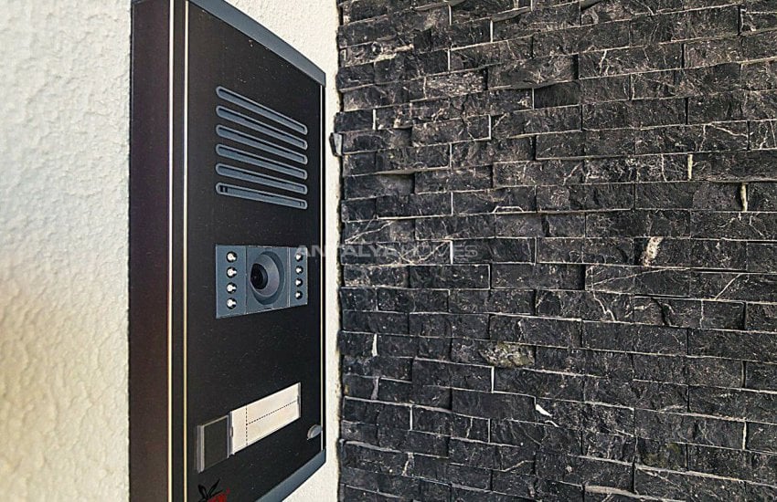 Glorious Sea and Castle View Triplex Villa in Alanya 11