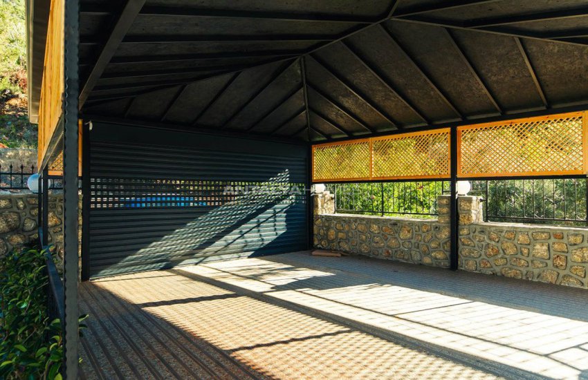 Glorious Sea and Castle View Triplex Villa in Alanya 14