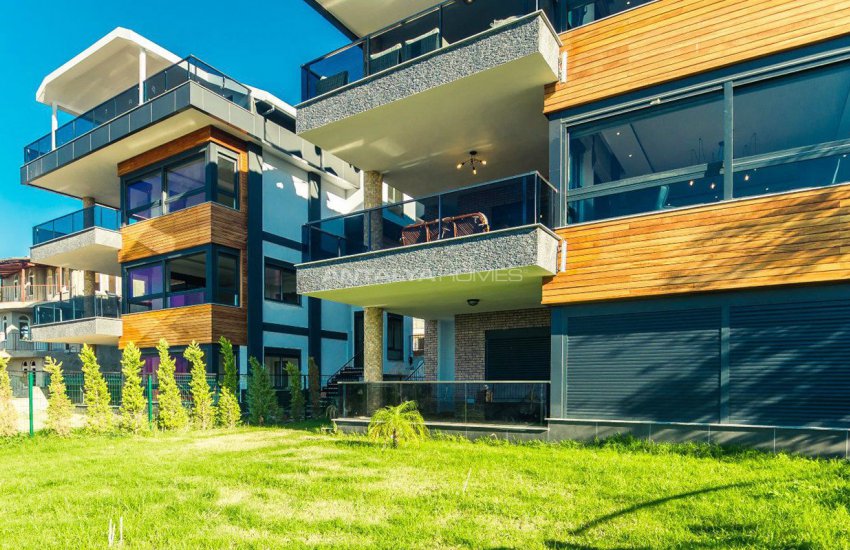 Glorious Sea and Castle View Triplex Villa in Alanya 4