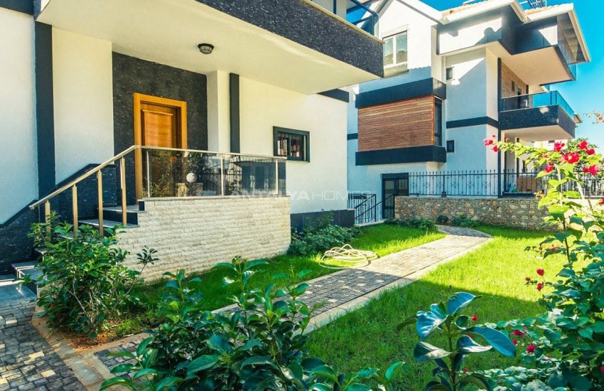 Glorious Sea and Castle View Triplex Villa in Alanya 9