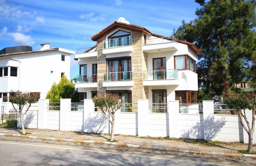 Strand Villa Zum Verkauf In Der Türkei 0