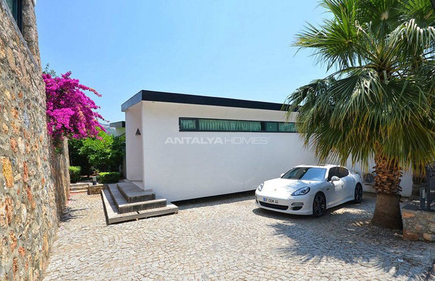 منزل الانيا مع اطلالة مفتوحة على البحر مع أثاث 8